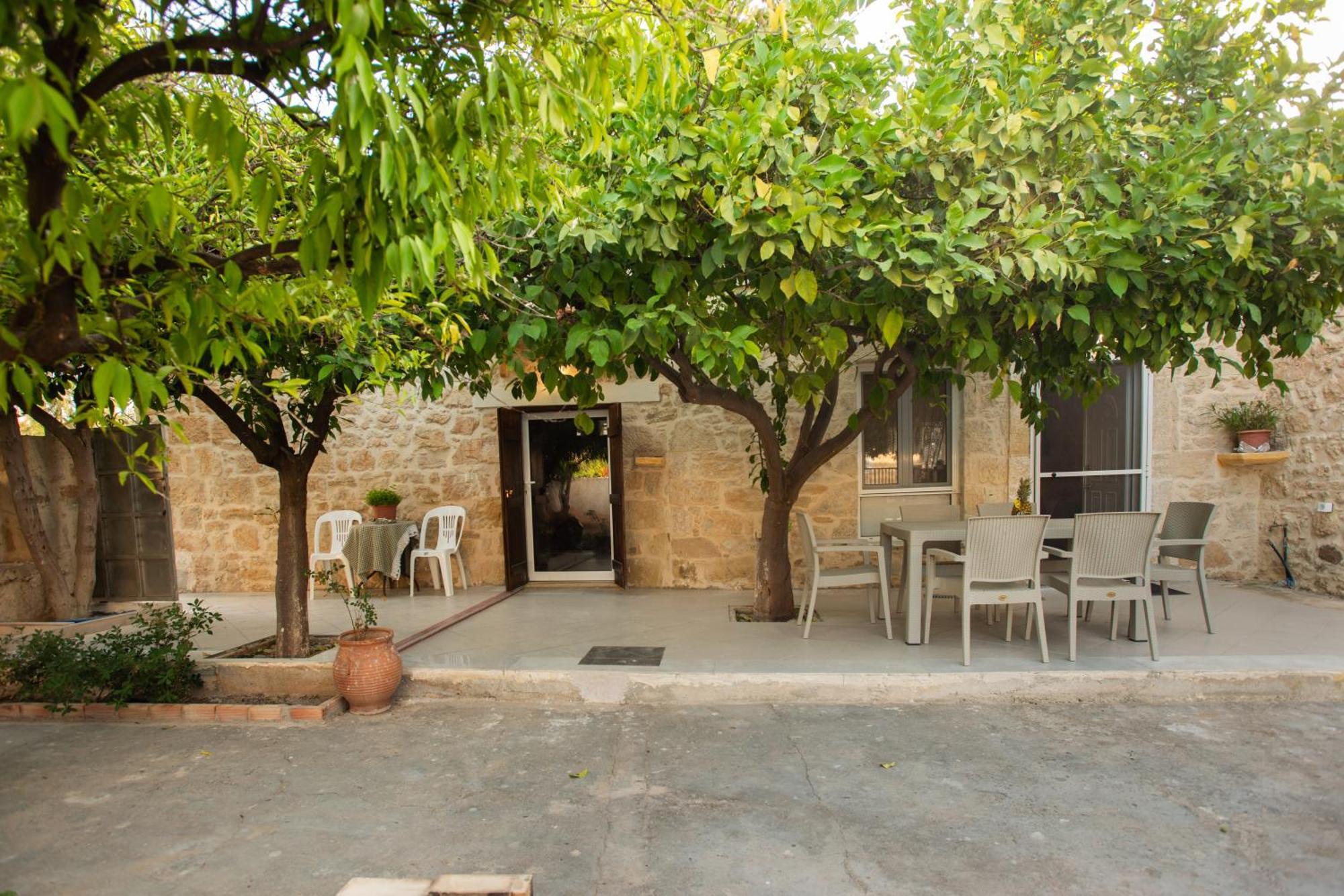 Appartement Petra Vori House Extérieur photo